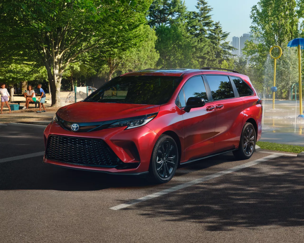 2026 Toyota Sienna in Stouffville, ON
