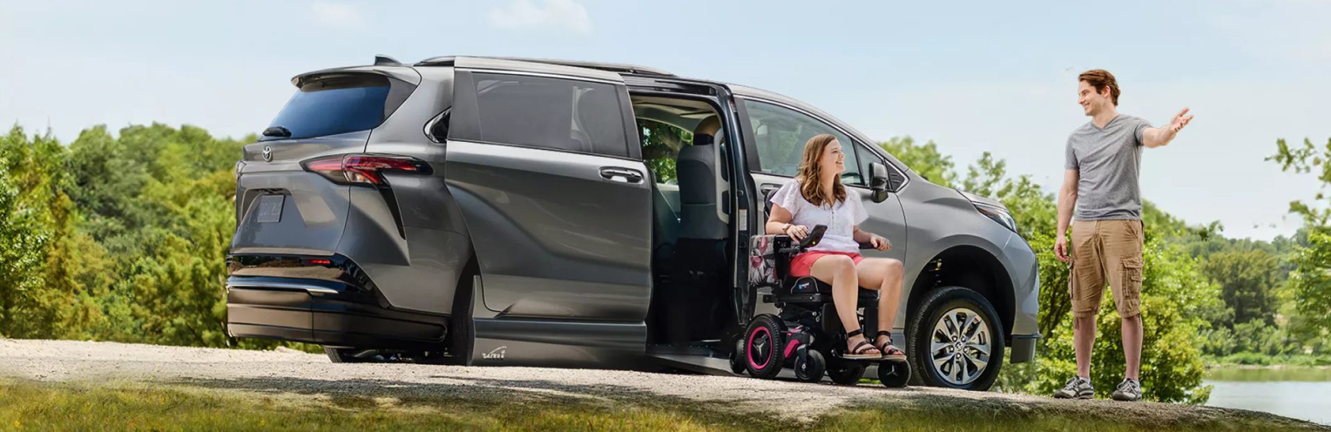 2026 Toyota Sienna in Stouffville, ON
